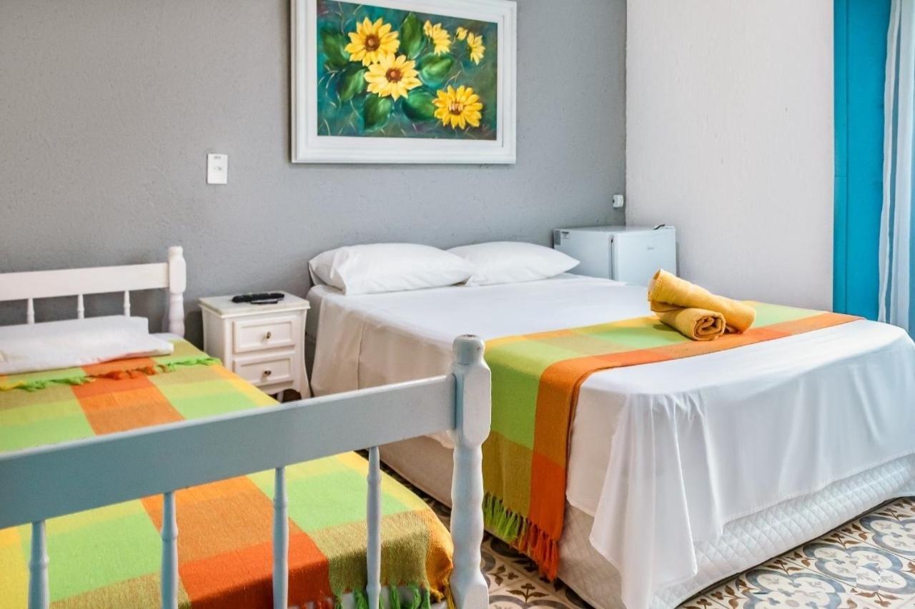 Vilarejo Praia Do Pereque Suites إلهابيلا المظهر الخارجي الصورة